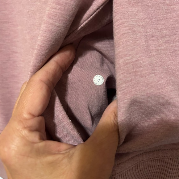 Lululemon High Line Pullover Size 6 - Picture 6 of 10